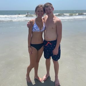 Meet your Posher, Abigail